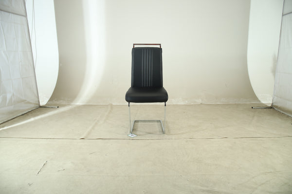 Handle Chair
