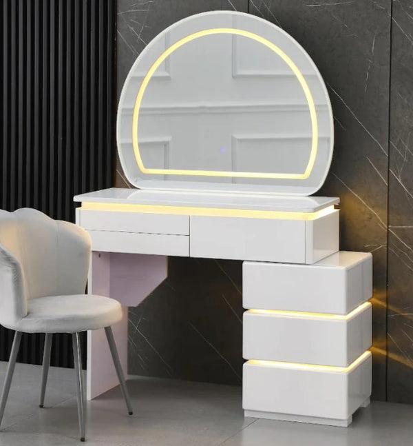 Moon Dresser