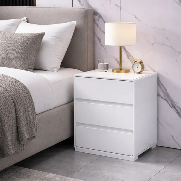 Luna Bedside