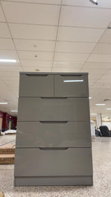 DB578 Chest Drawers